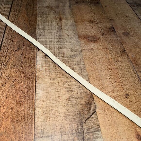 Streets ahead cream colored skinny thin belt L - Picture 3 of 13